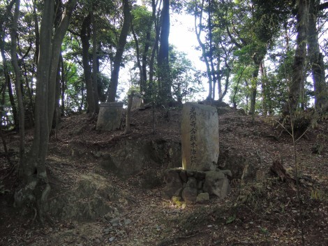 五峰山 光明寺 光明寺合戦本陣跡