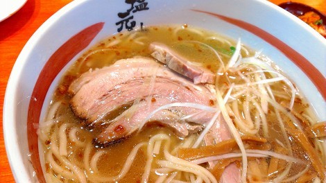 塩元帥 伊川谷店の塩ラーメン
